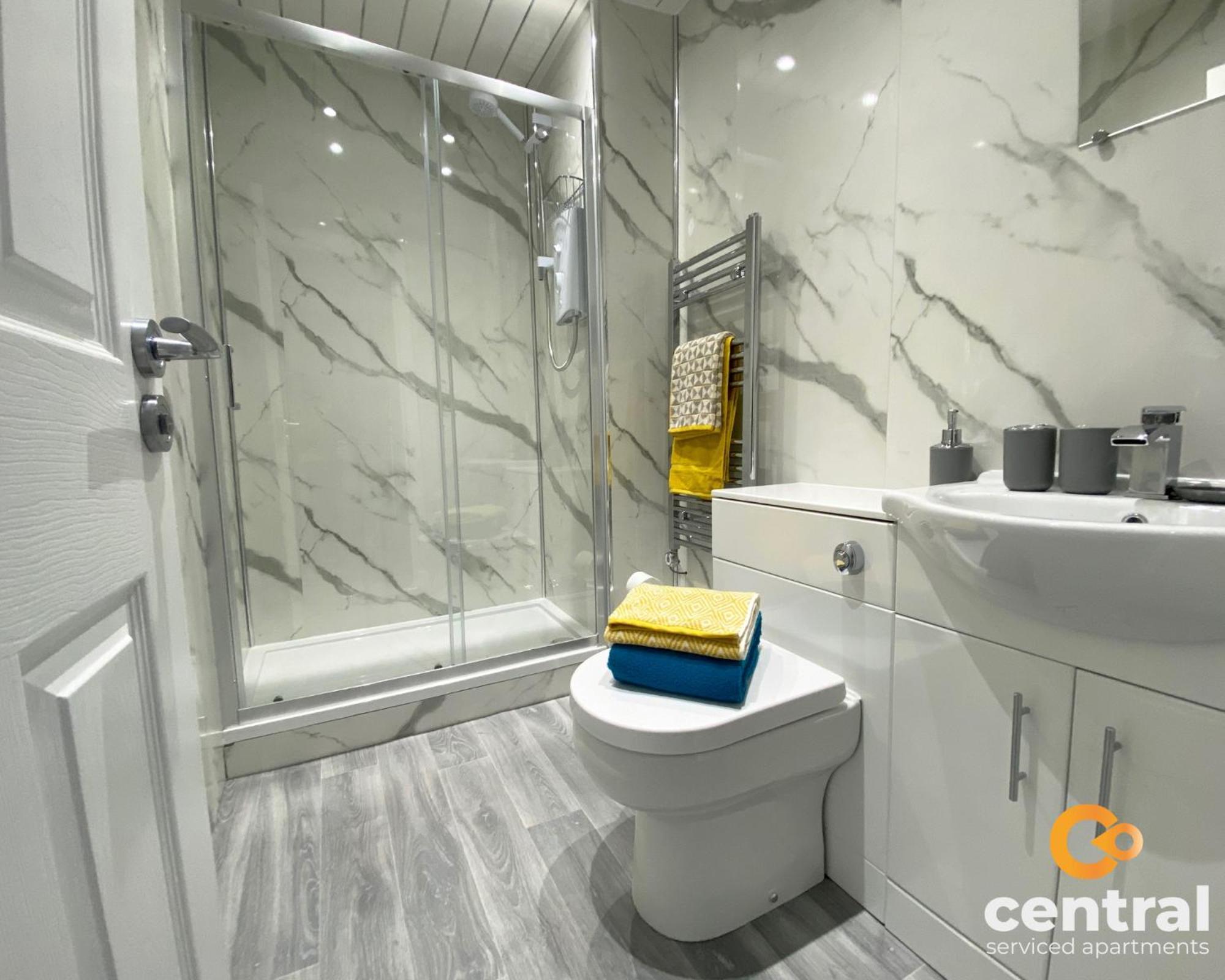 Central Serviced Apartments - Cosy 1 Bedroom - Modern - Close To Transport Links - Quiet Neighbourhood - Fast Wifi - Fully Equipped - Smart Tvs In All Rooms - Monthly Stays Welcome - Free Street Parking - Ideal Relocation To Dundee Accommodation Exteriör bild